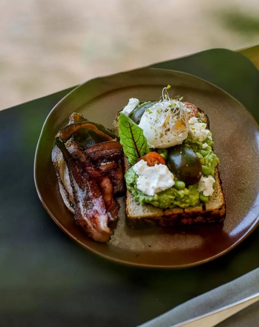 Communal and Private Dining, Longitude 131°