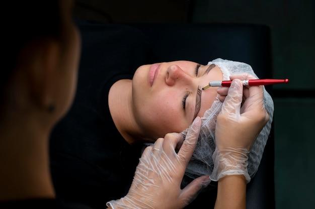 Permanent makeup for the brows